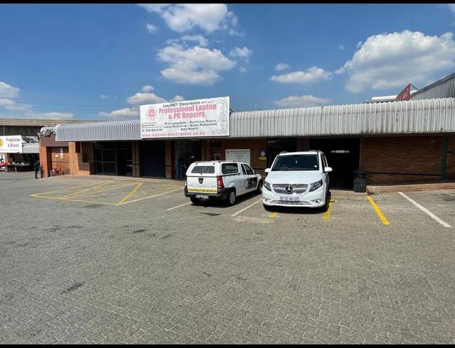 BUSINESS PROPERTY TO RENT IN DIE HOEWES